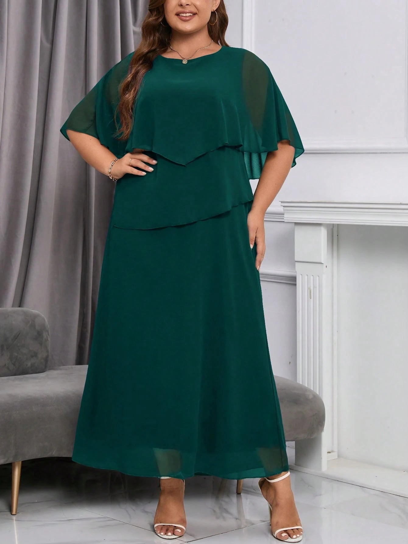 Vestido Plus Size Social Longo Festa Chiffon em Camadas