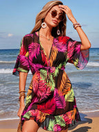 Saída de Praia Vestido Estampa Tropical Manga Morcego