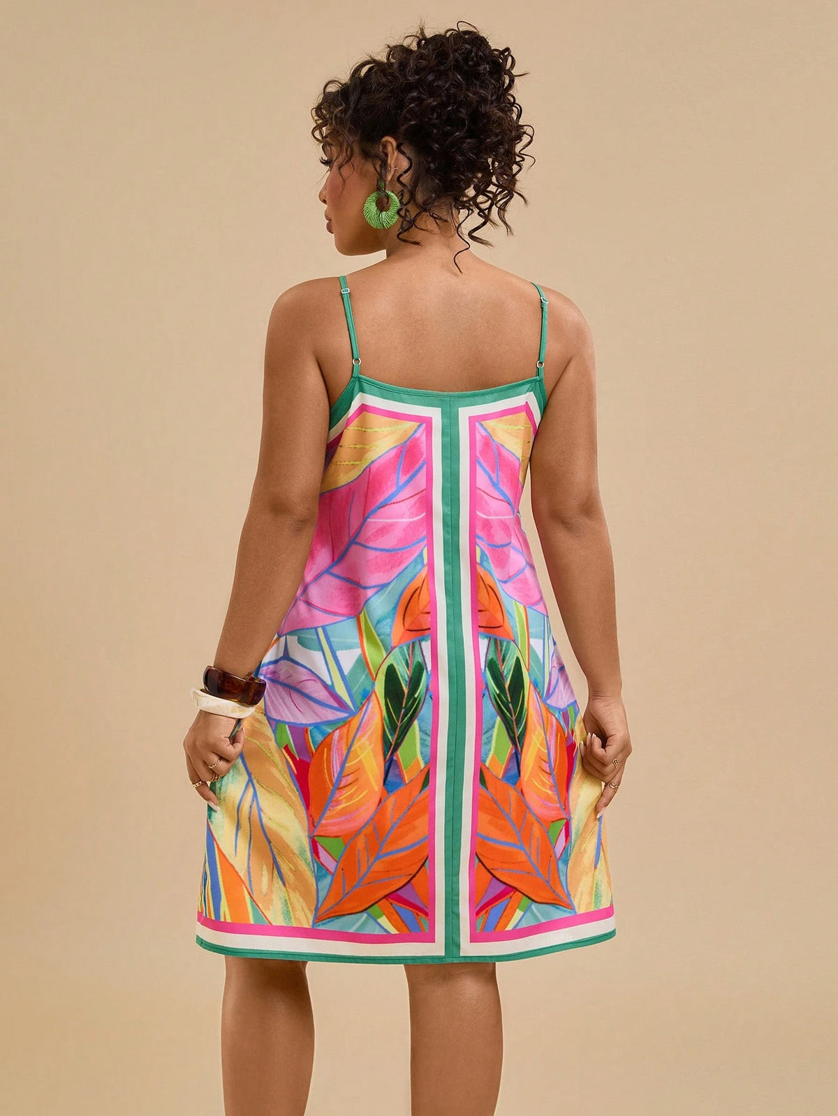 Vestido Curto Plus Size Regata Alça Fina Verão Colorido