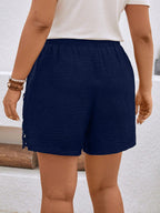 Short Plus Size Feminino com Cintura Elástica e Bordado Lateral