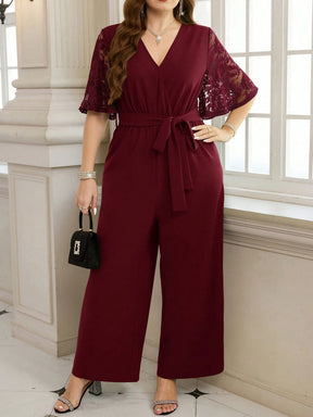 Macacão Plus Size Elegante de Renda para Festa
