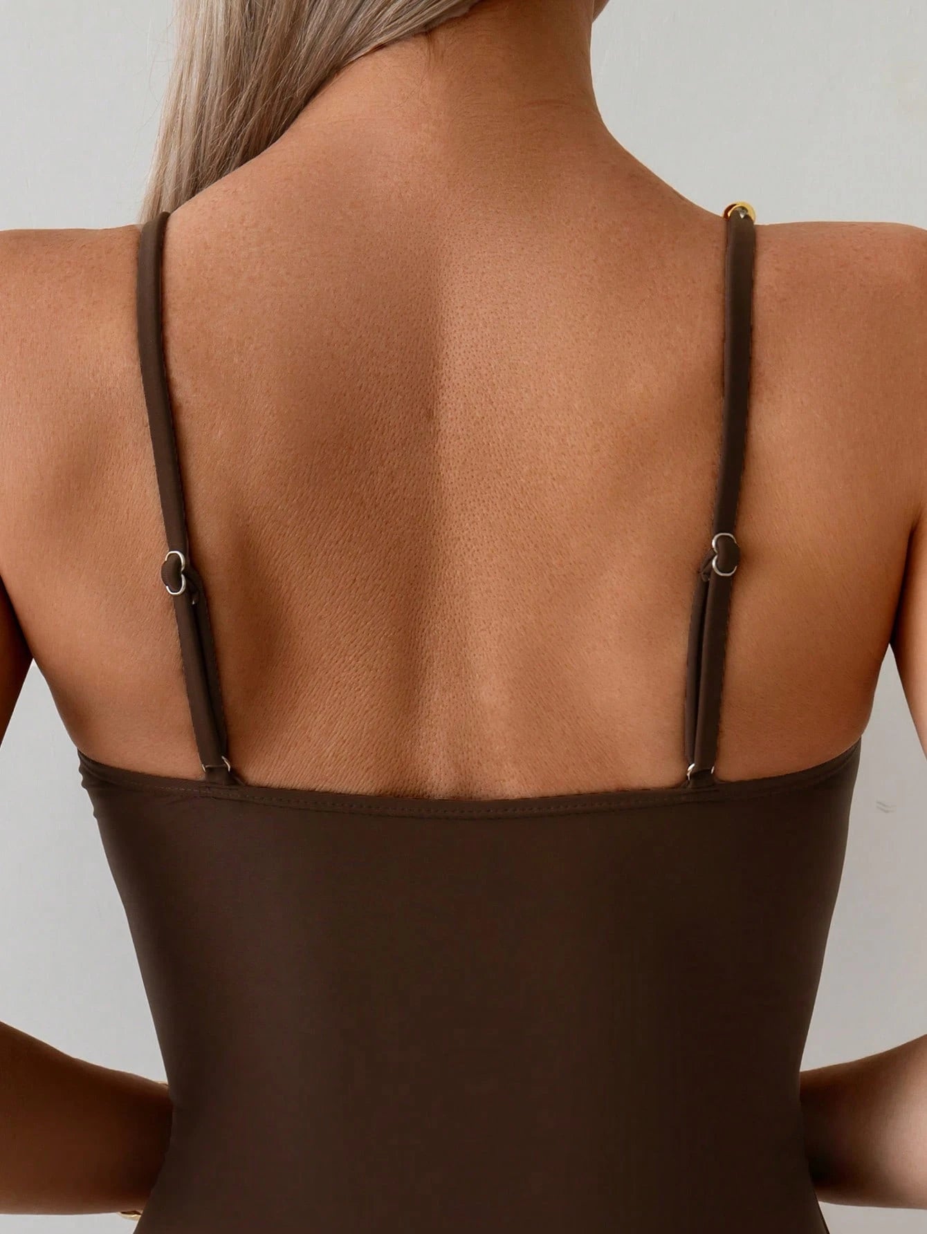 Maiô com Bojo Feminino Detalhe de Concha
