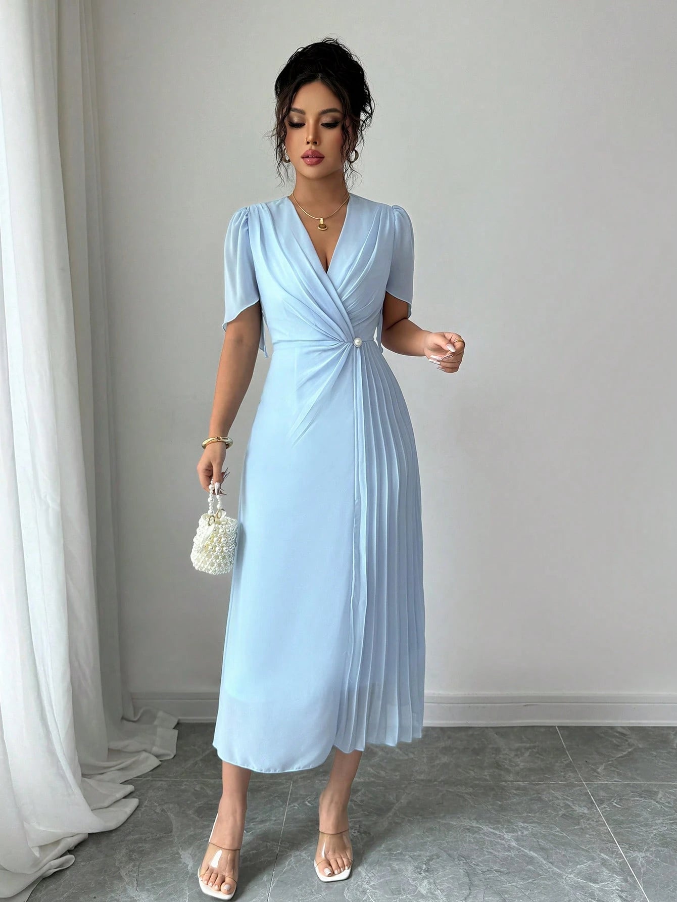 Vestido Elegante Midi Plissado de Cintura Franzida em Chiffon