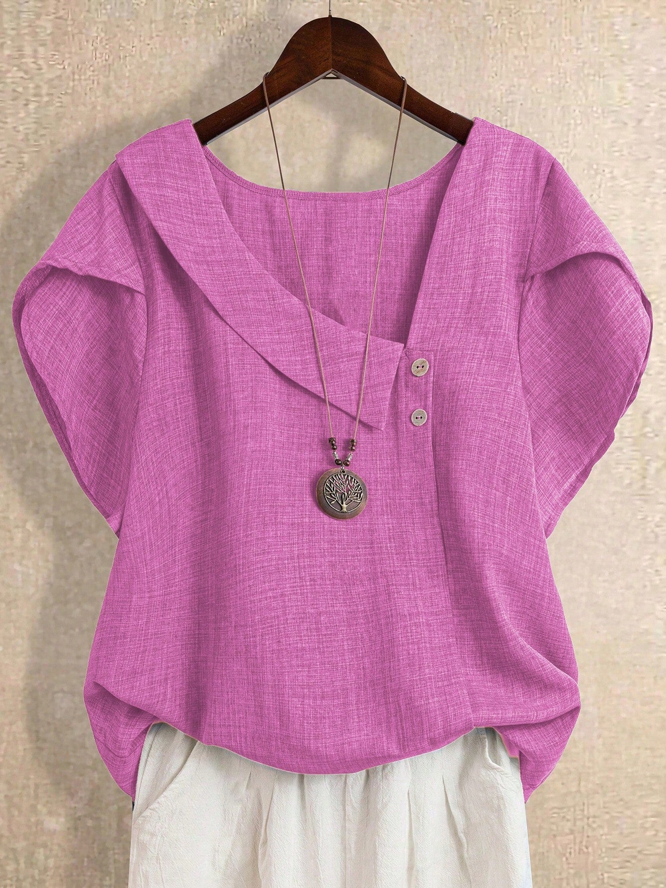 Blusa Manga Curta Plus Size Decote Assimétrico