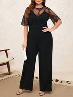 Macacão Elegante Plus Size Manga Curta com Renda