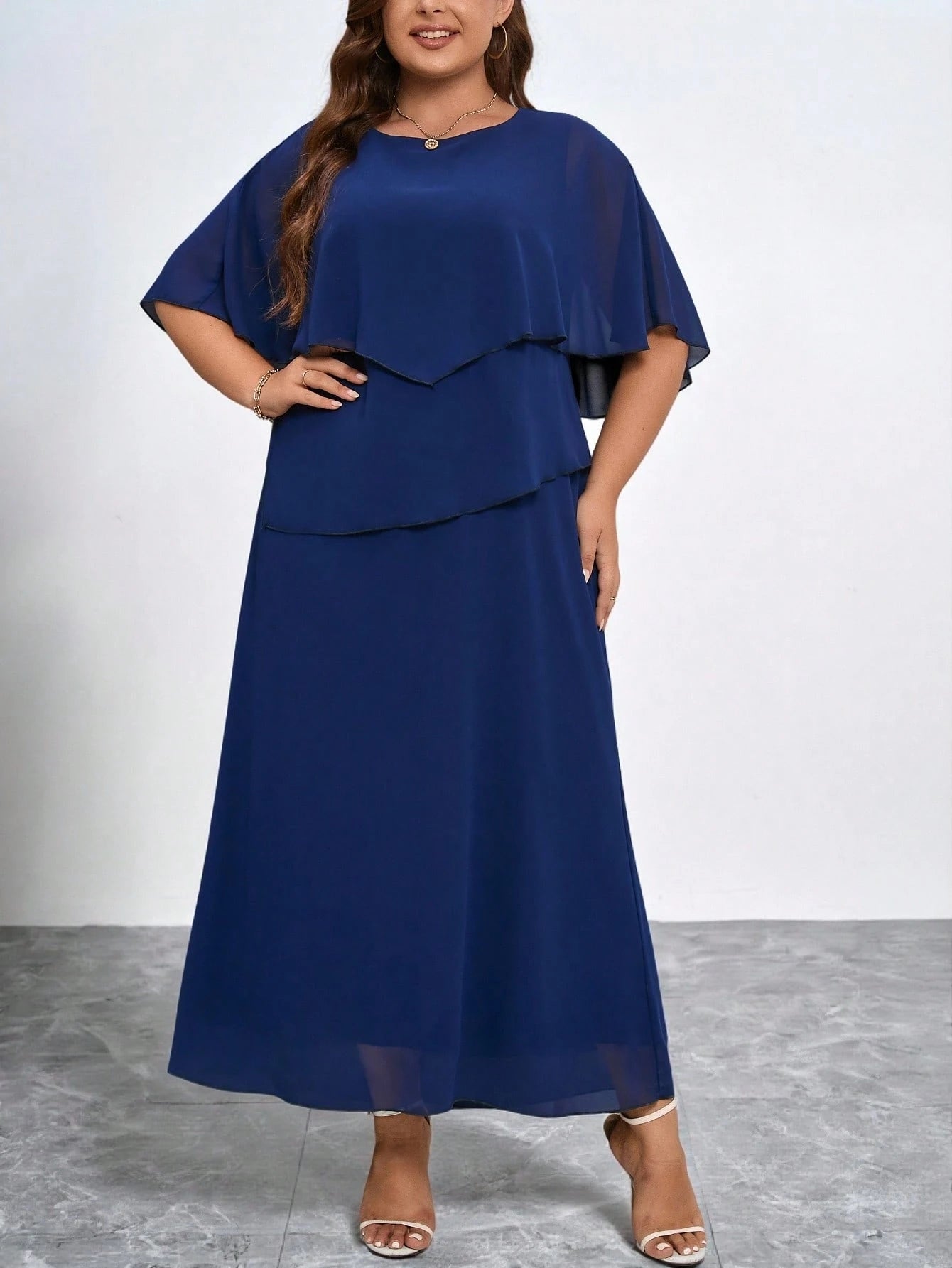Vestido Plus Size Social Longo Festa Chiffon em Camadas