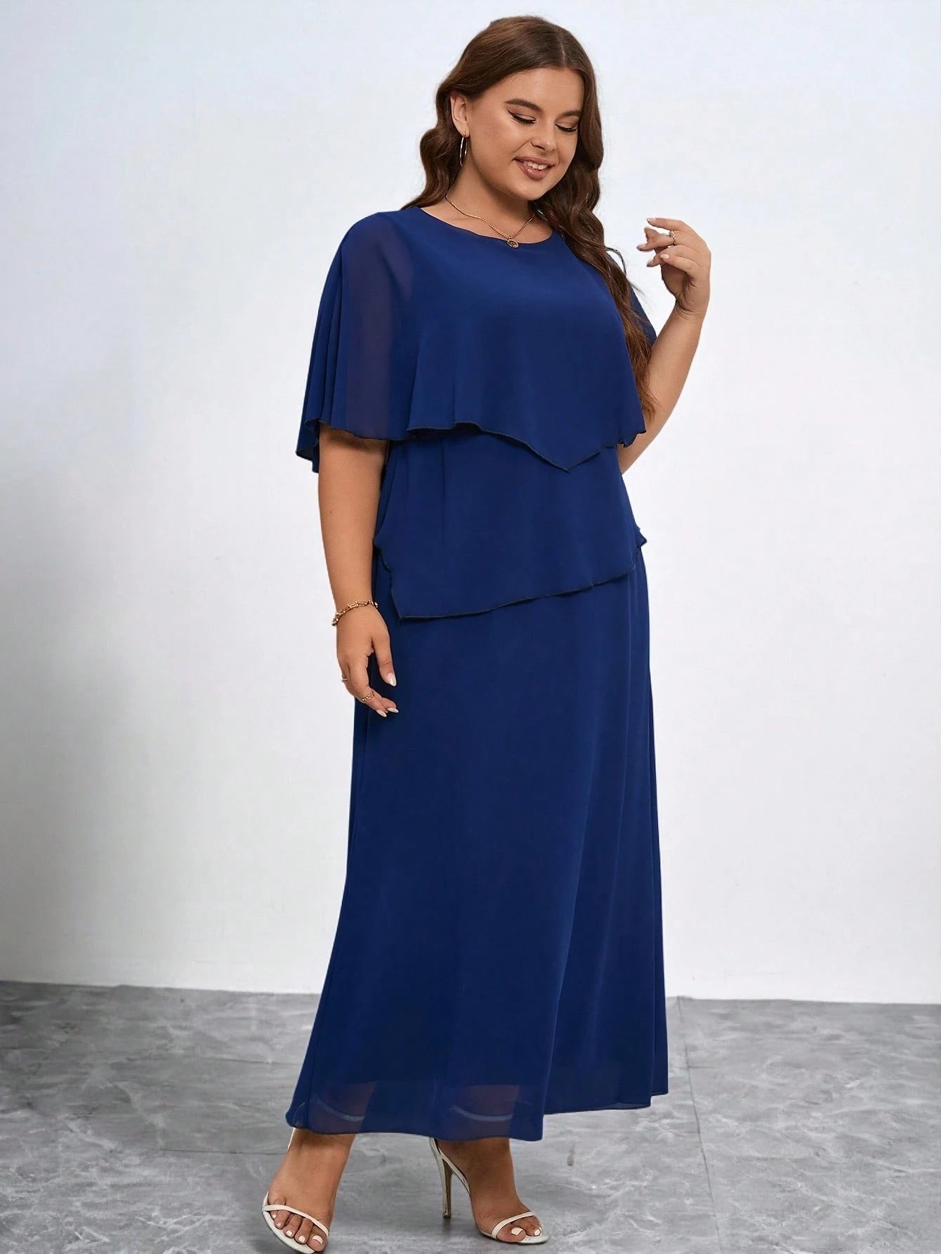 Vestido Plus Size Social Longo Festa Chiffon em Camadas