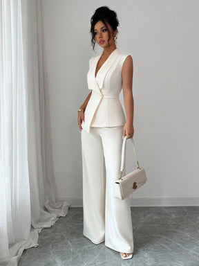 Conjunto Feminino de Alfaiataria Colete e Calça 