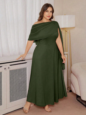 Vestido para Casamento Plus Size Longo Assimétrico