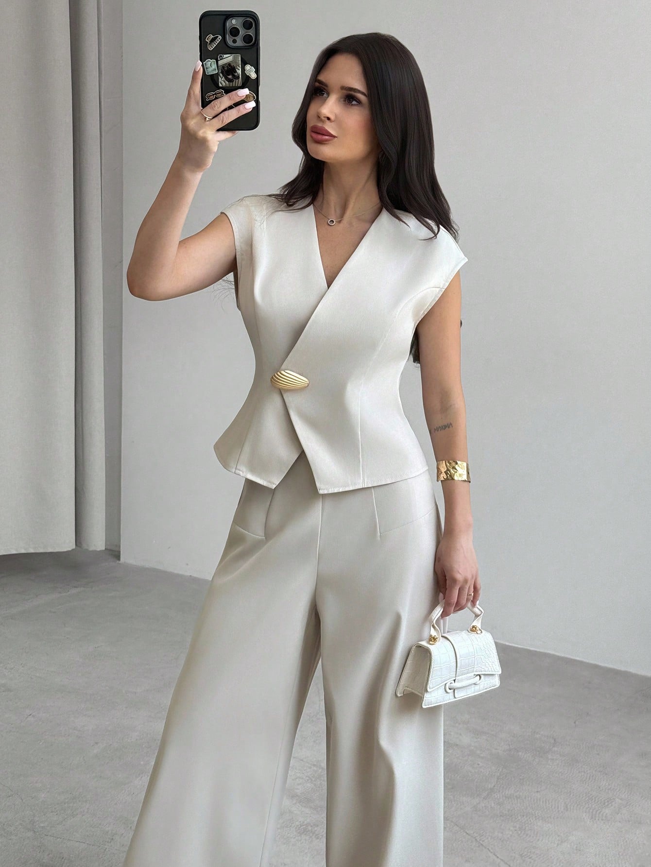 Conjunto Alfaiataria Elegante Feminino Colete e Calça Pantalona 