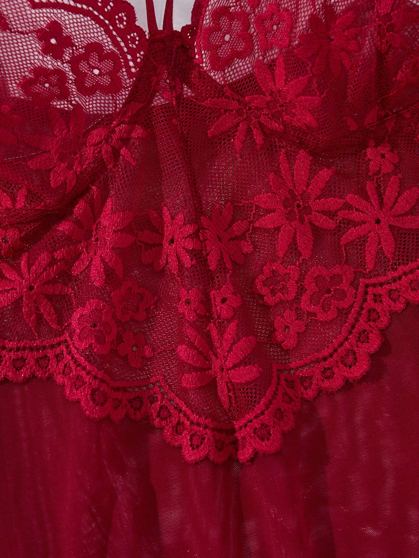 Camisola Feminina Sensual com Renda e Calcinha Combinando