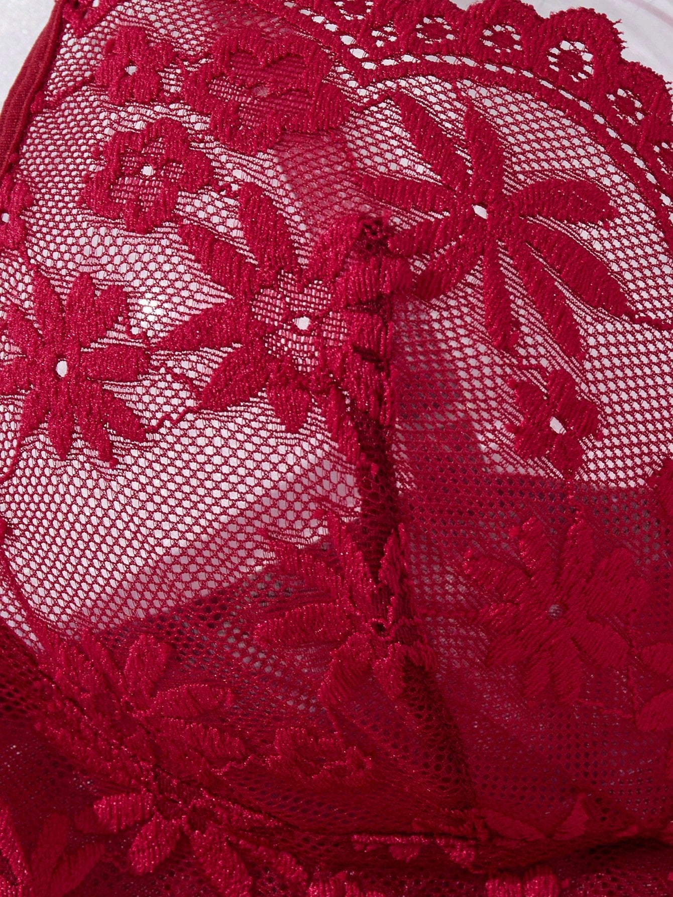 Camisola Feminina Sensual com Renda e Calcinha Combinando