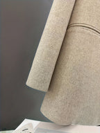 Blazer Feminino Alfaiataria de Lã Forrado com Abotoamento Duplo