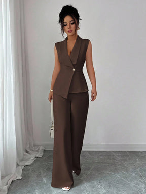 Conjunto Feminino de Alfaiataria Colete e Calça 