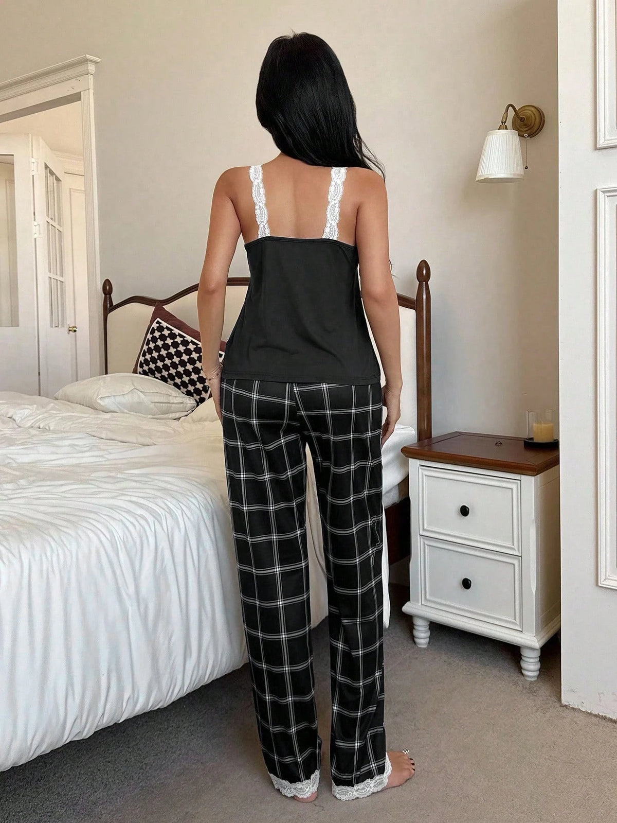  Pijama Feminino de Malha Regata e Calça Xadrez