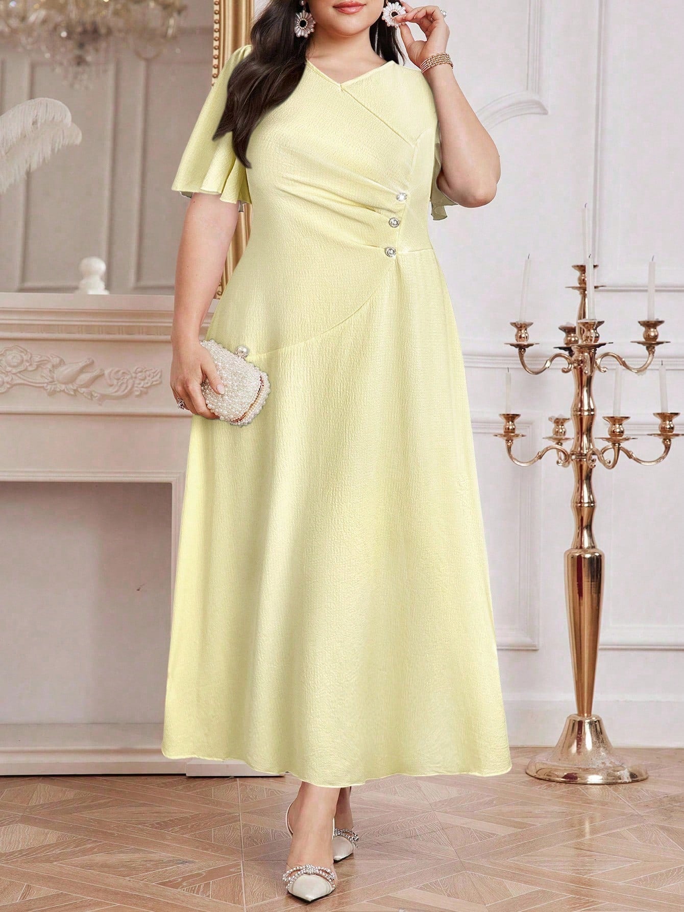 Vestido Longo Plus Size Feminino com Botões Laterais Festa