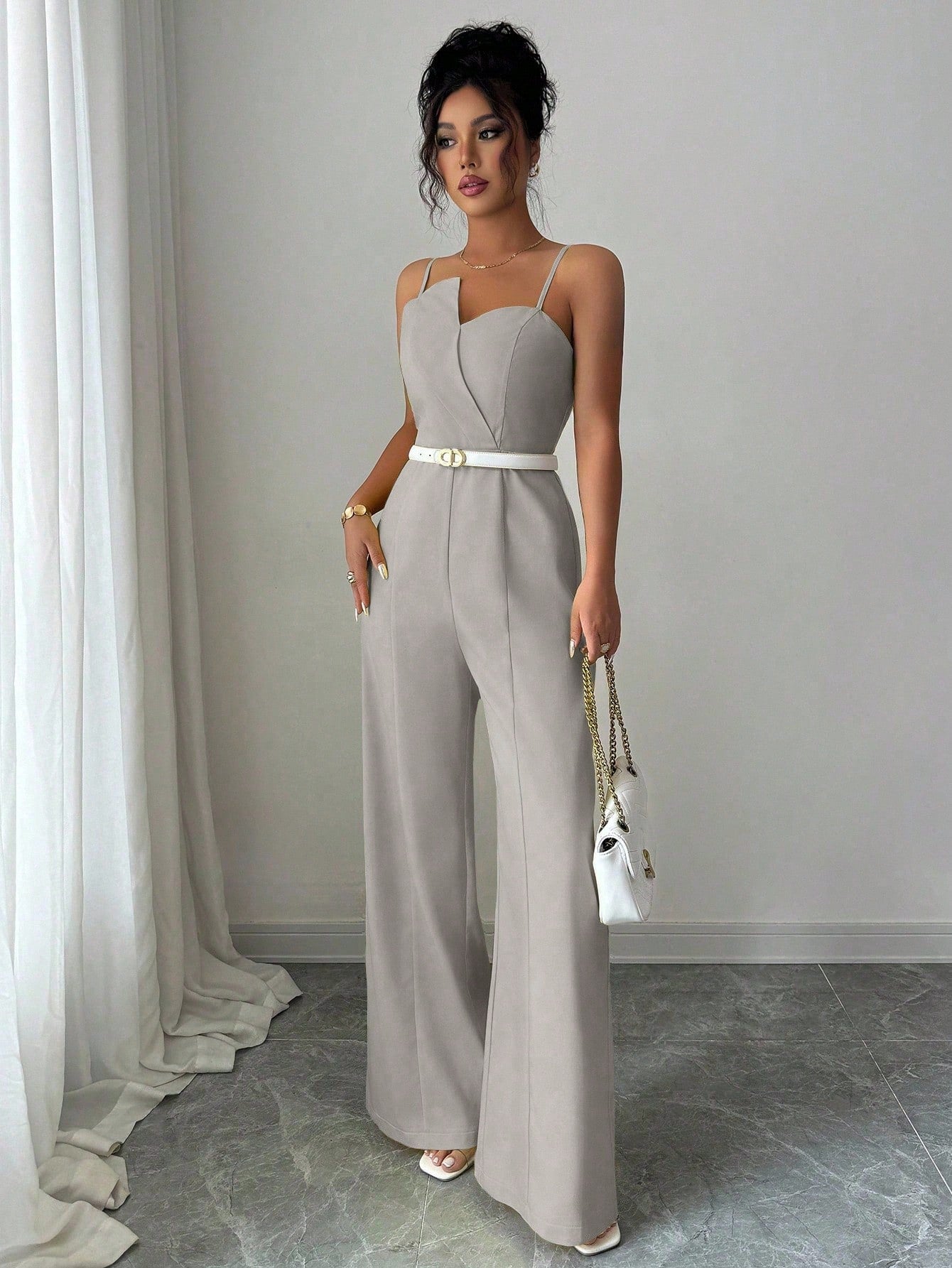Macacão Elegante Feminino com Alça Fina
