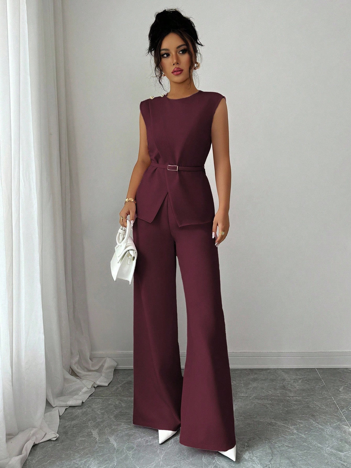Elenzga Conjunto Elegante de Escritório/Casual para Mulheres, Composto por Camisa com Colarinho, Fivela de Metal Ajustável no Ombro, Bainha Assimétrica e Camadas, Combinada com Calça Larga de Perna Solta, 2 Peças, Primavera/Verão