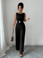 Macacão Feminino com Cinto Elegante Sem Mangas