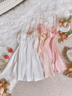 Kit com Três Camisola de Cetim Feminina Sexy Bordada em Renda