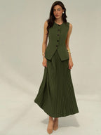 Conjunto Feminino Alfaiataria com Colete e Saia Plissada