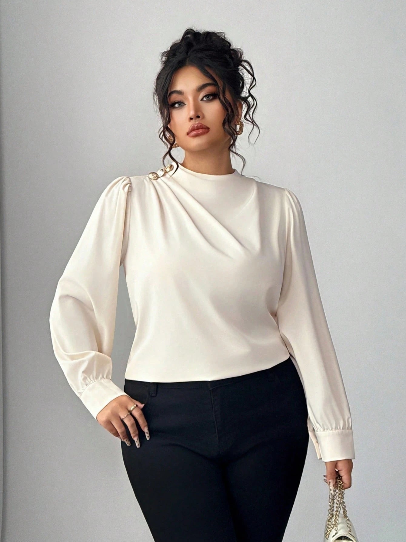 Camisa Manga Longa Feminina Plus Size com Colarinho Plissado Elegante 