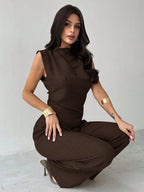 Conjunto Feminino Elegante com Blusa Assimétrica e Calça Pantalona
