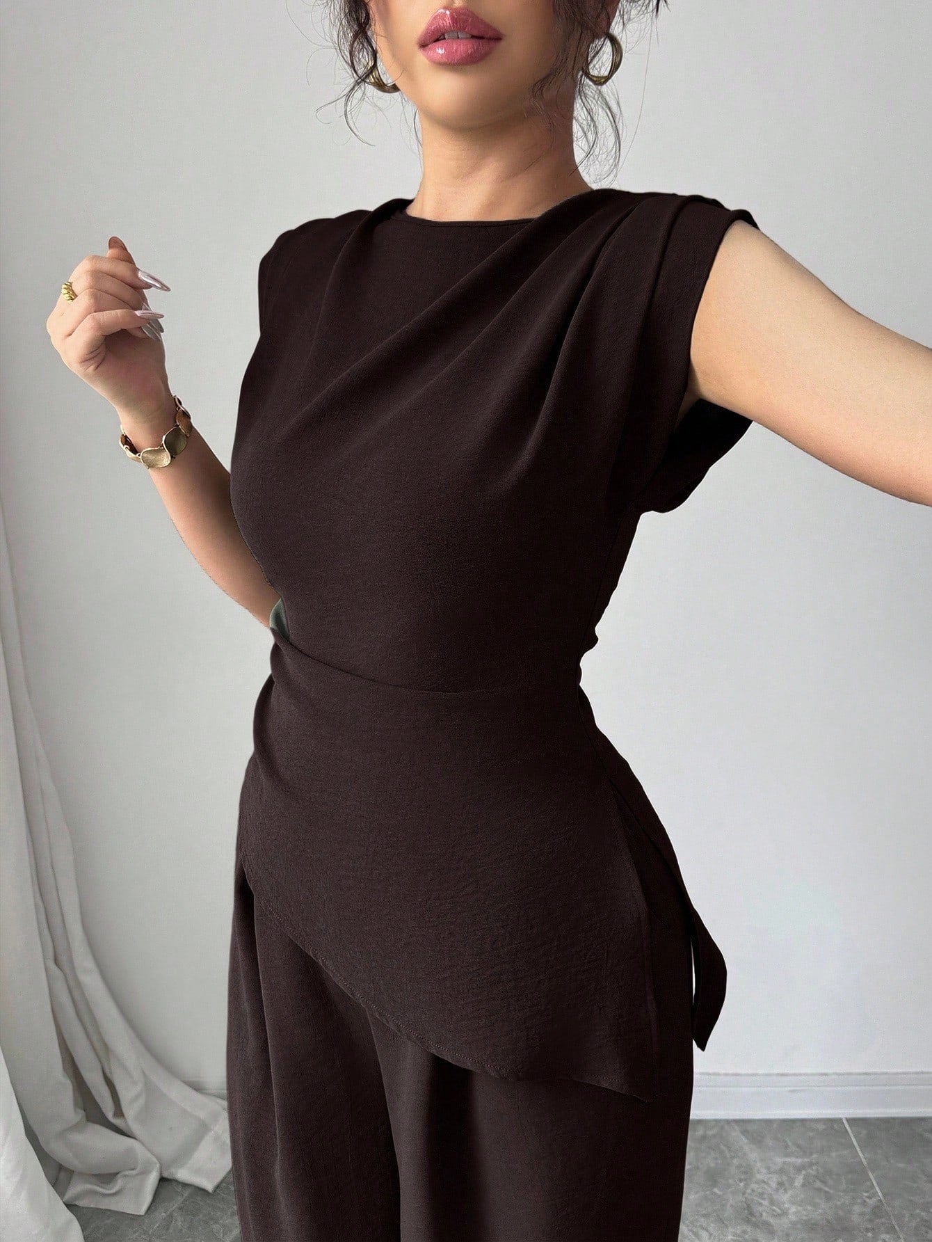 Conjunto Feminino Blusa Sem Decote e Calça Pantalona 