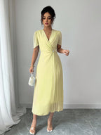 Vestido Elegante Midi Plissado de Cintura Franzida em Chiffon