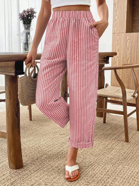 Calça Reta Feminina Listrada com Elástico na Cintura