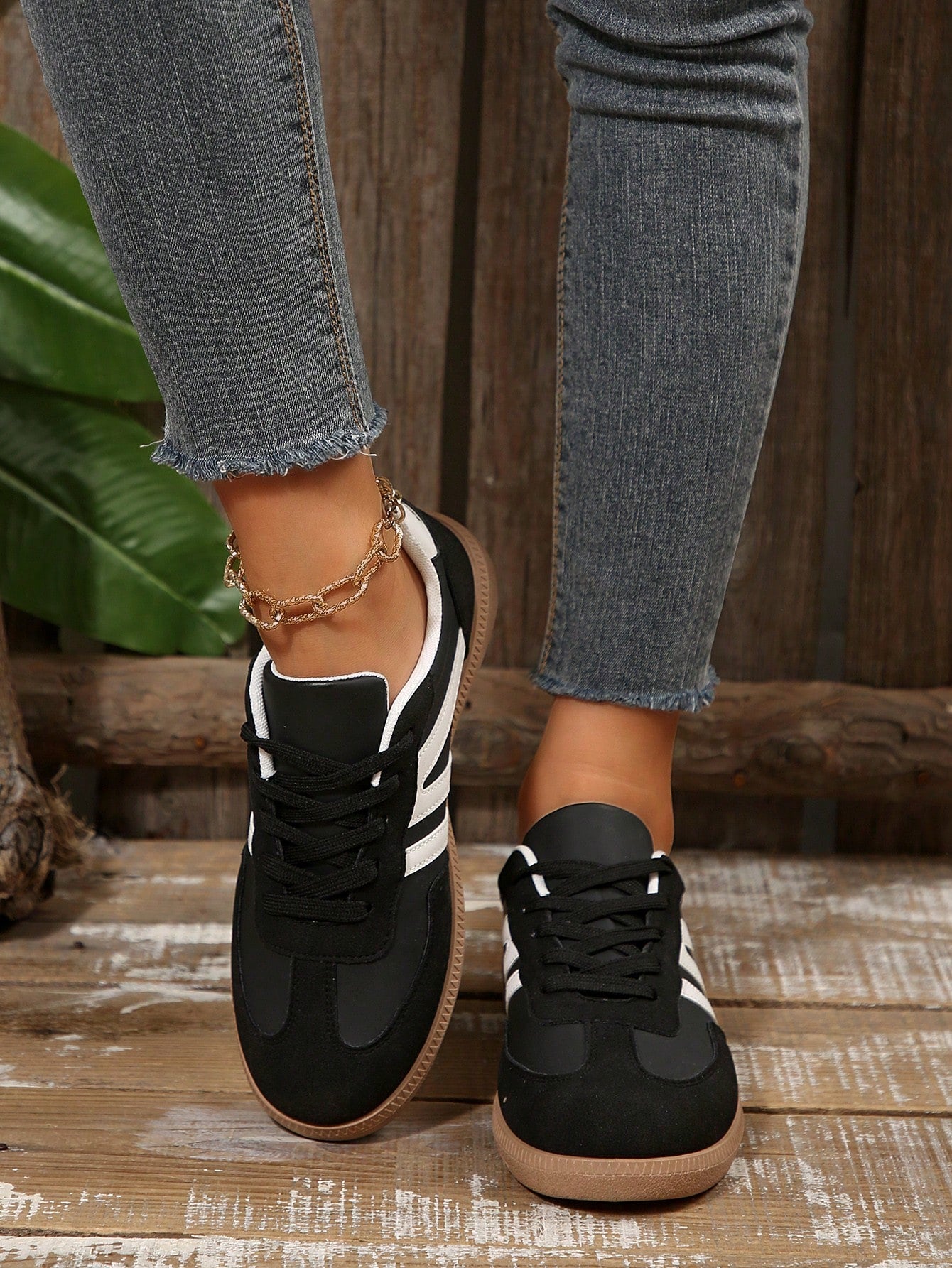 Tênis Feminino Sola Reta Casual com Cadarço