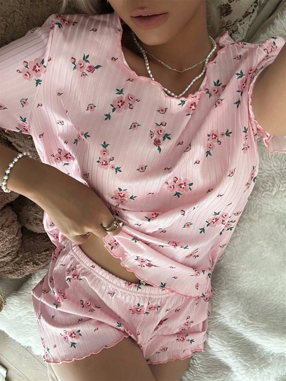 Pijama Feminino Malha Canelada Floral Blusa e Short