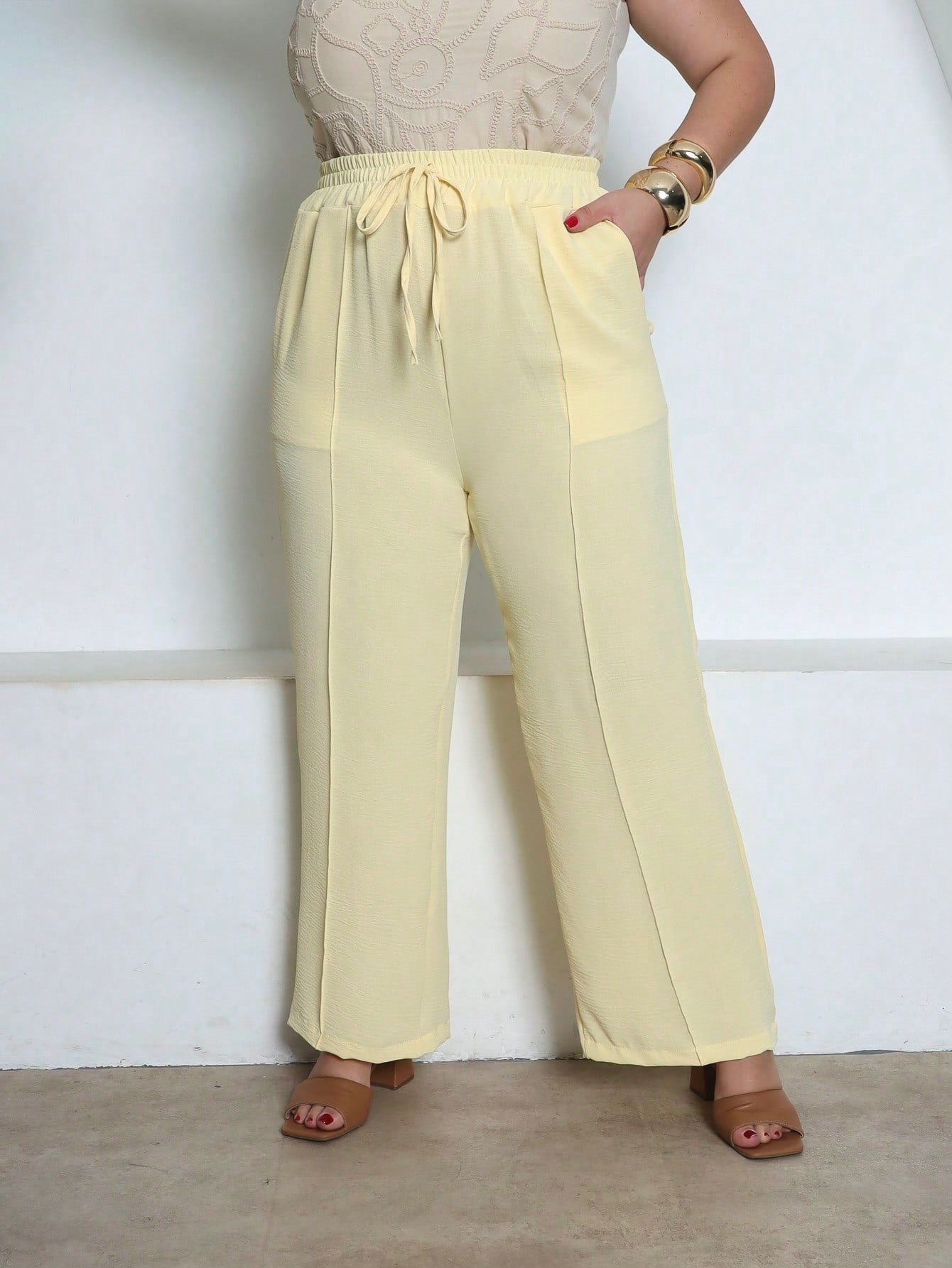 Calça Pantalona Plus Size Duna