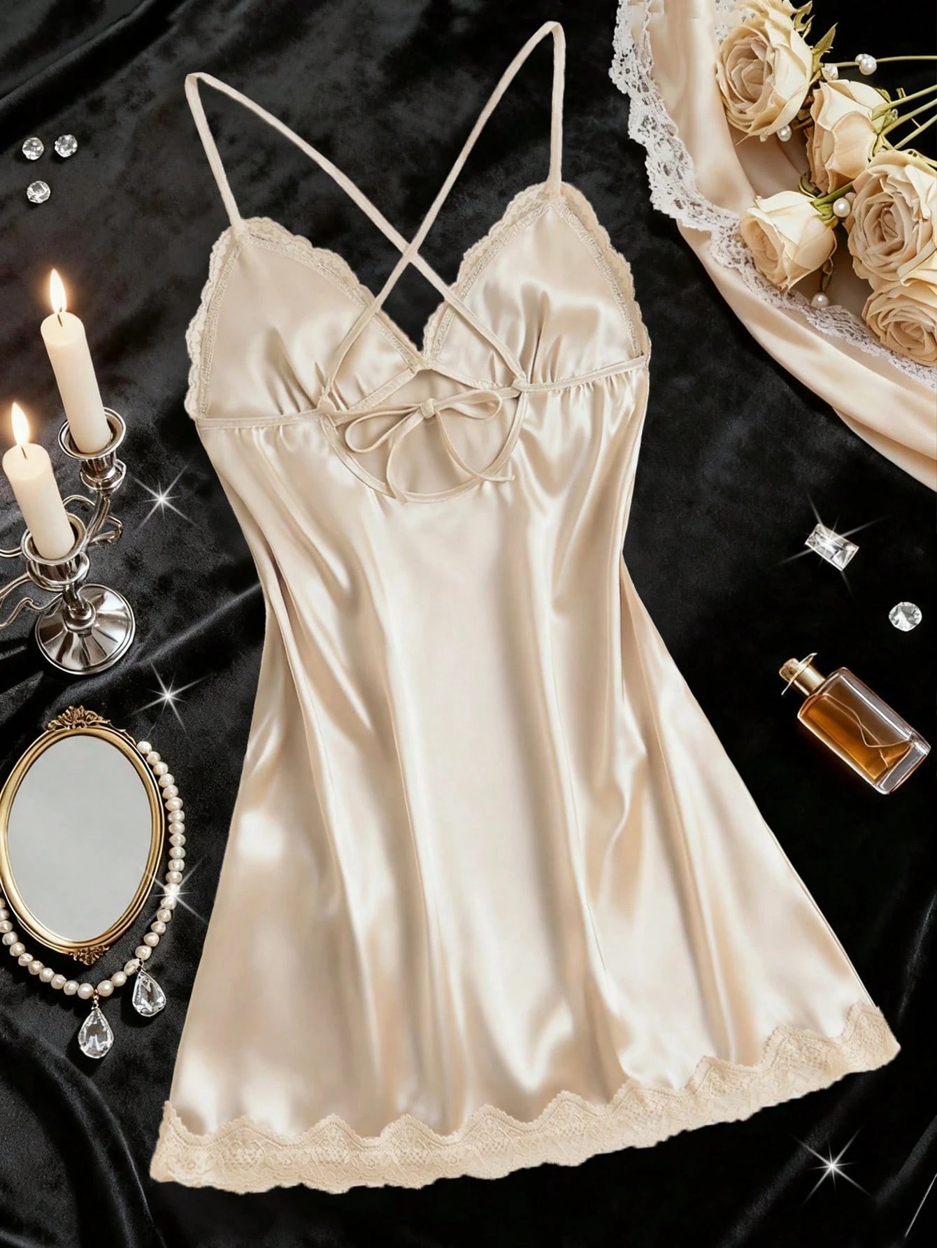 Camisola Feminina Acetinada com Renda Sensual