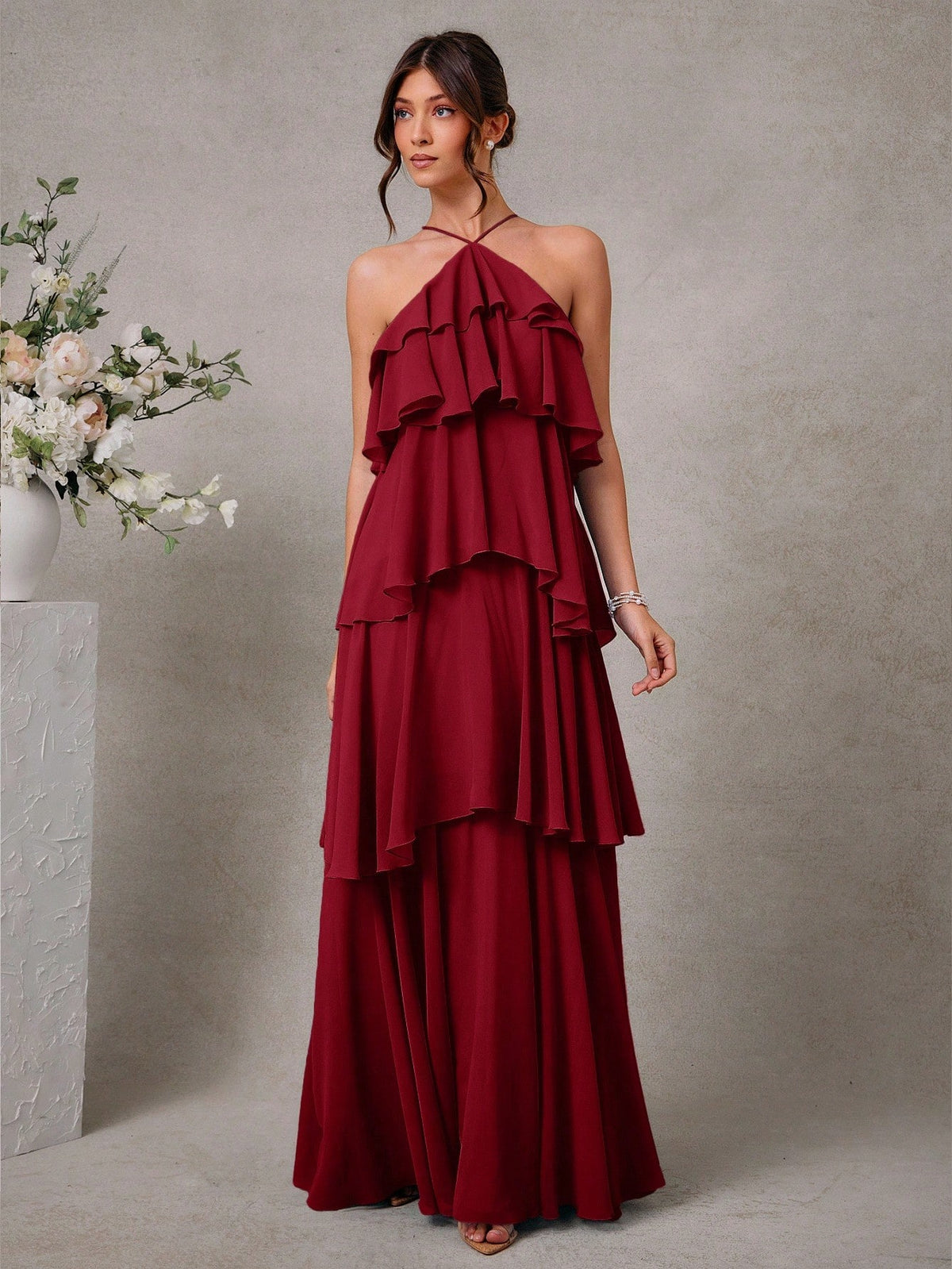 L'Amorae Elegante Vestido Longo Chiffon Romântico de Convidada de Casamento com Decote Halter e Babados