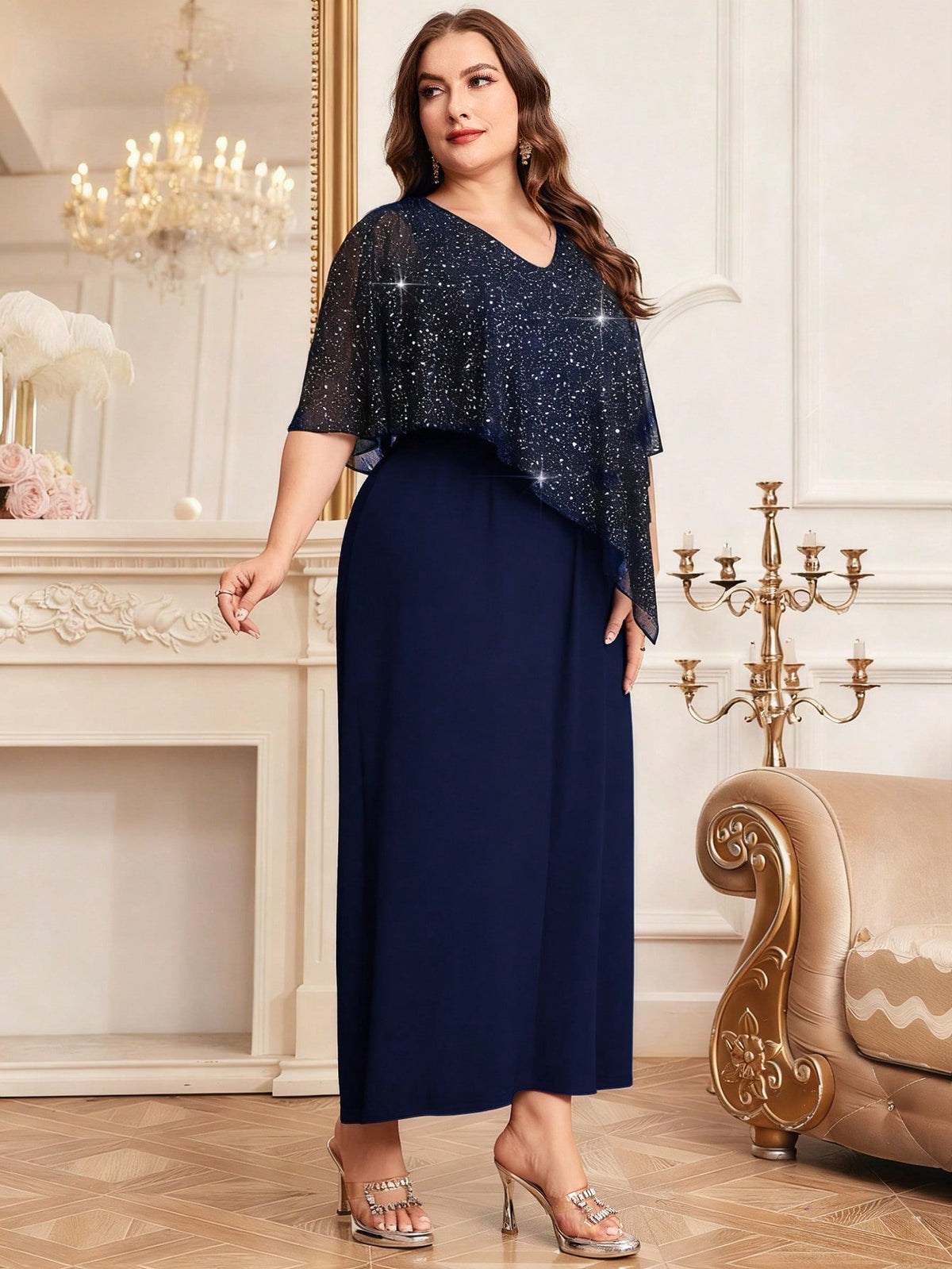 Vestido Festa Longo Plus Size Brilhoso com Capa Brilhoso