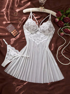 Camisola Feminina Sensual com Renda e Calcinha Combinando