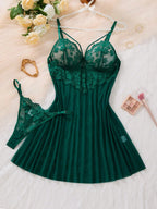 Camisola Feminina Sensual com Renda e Calcinha Combinando