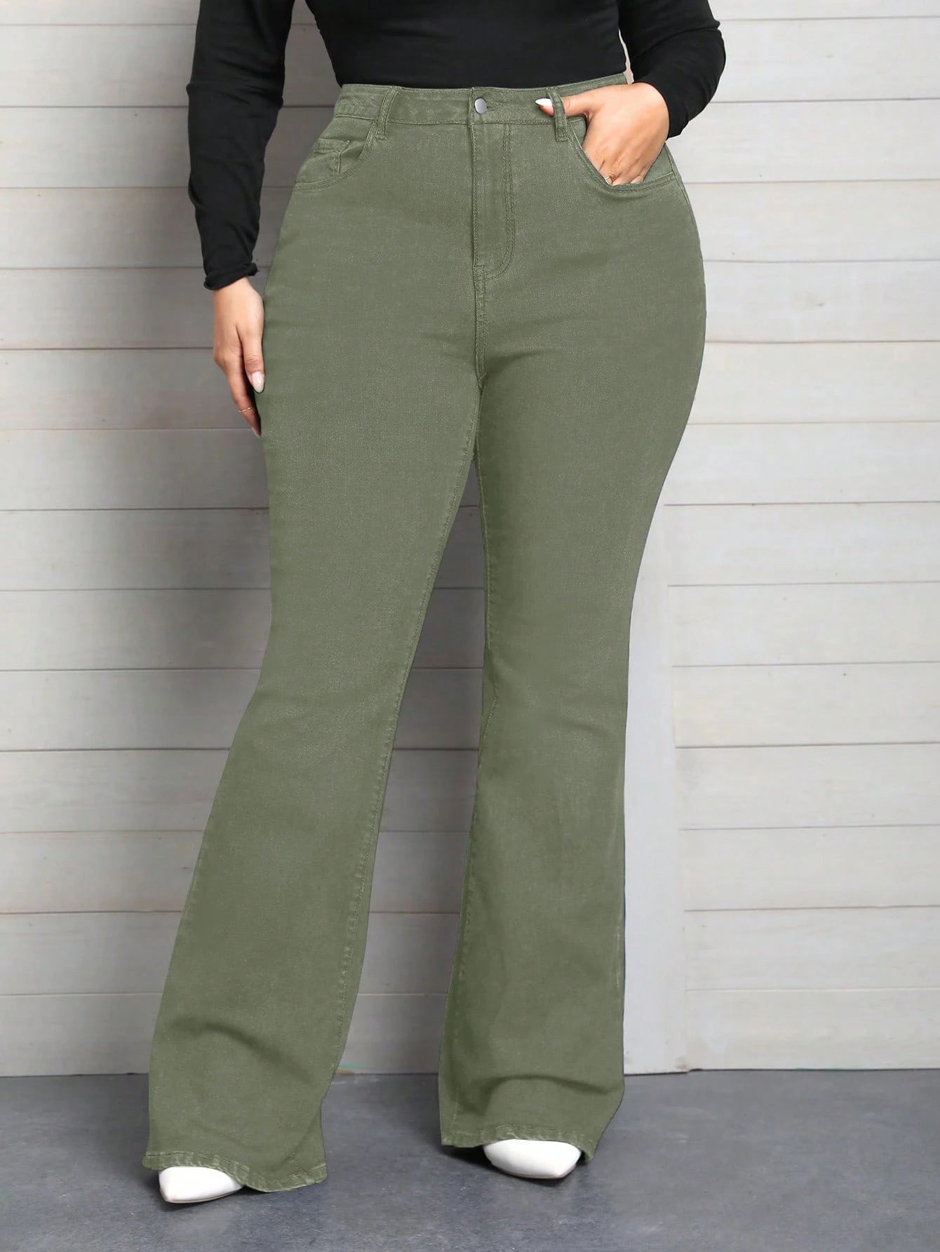 Calça Jeans Plus Size Feminina Flare Stretch 