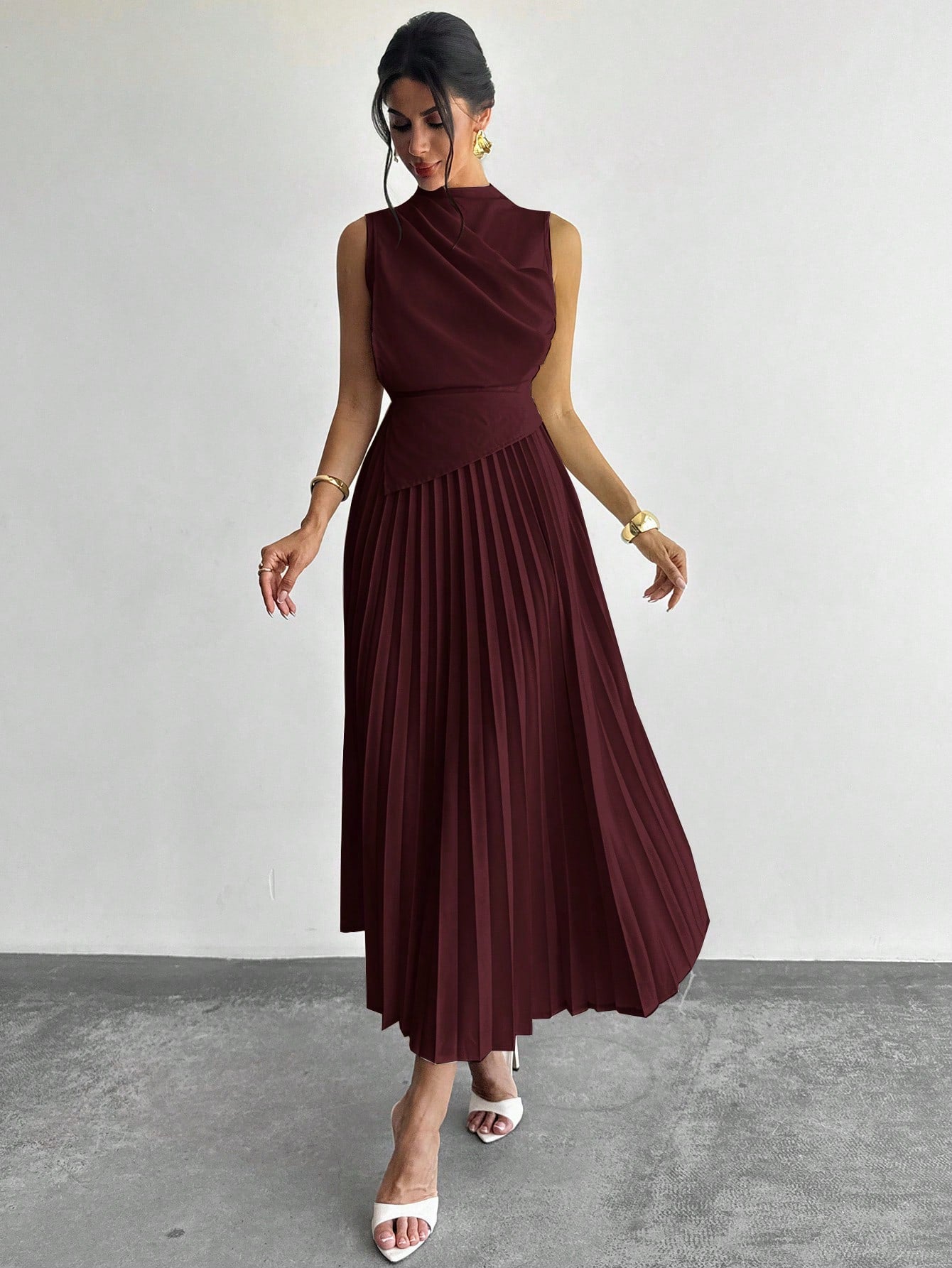 Vestido Midi Elegante Plissado Feminino Sem Mangas