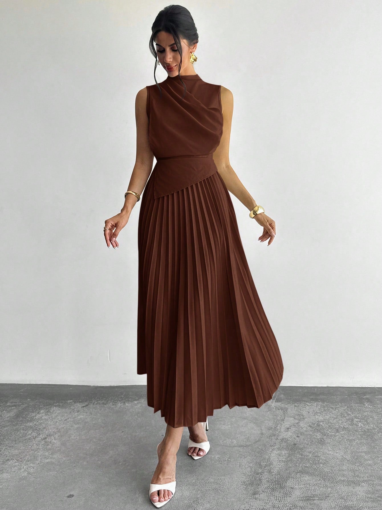 Vestido Midi Elegante Plissado Feminino Sem Mangas