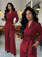 Conjunto Feminino Alfaiataria com Blazer Acinturado e Calça Pantalona