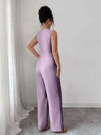 Macacão Feminino com Cinto Elegante Sem Mangas