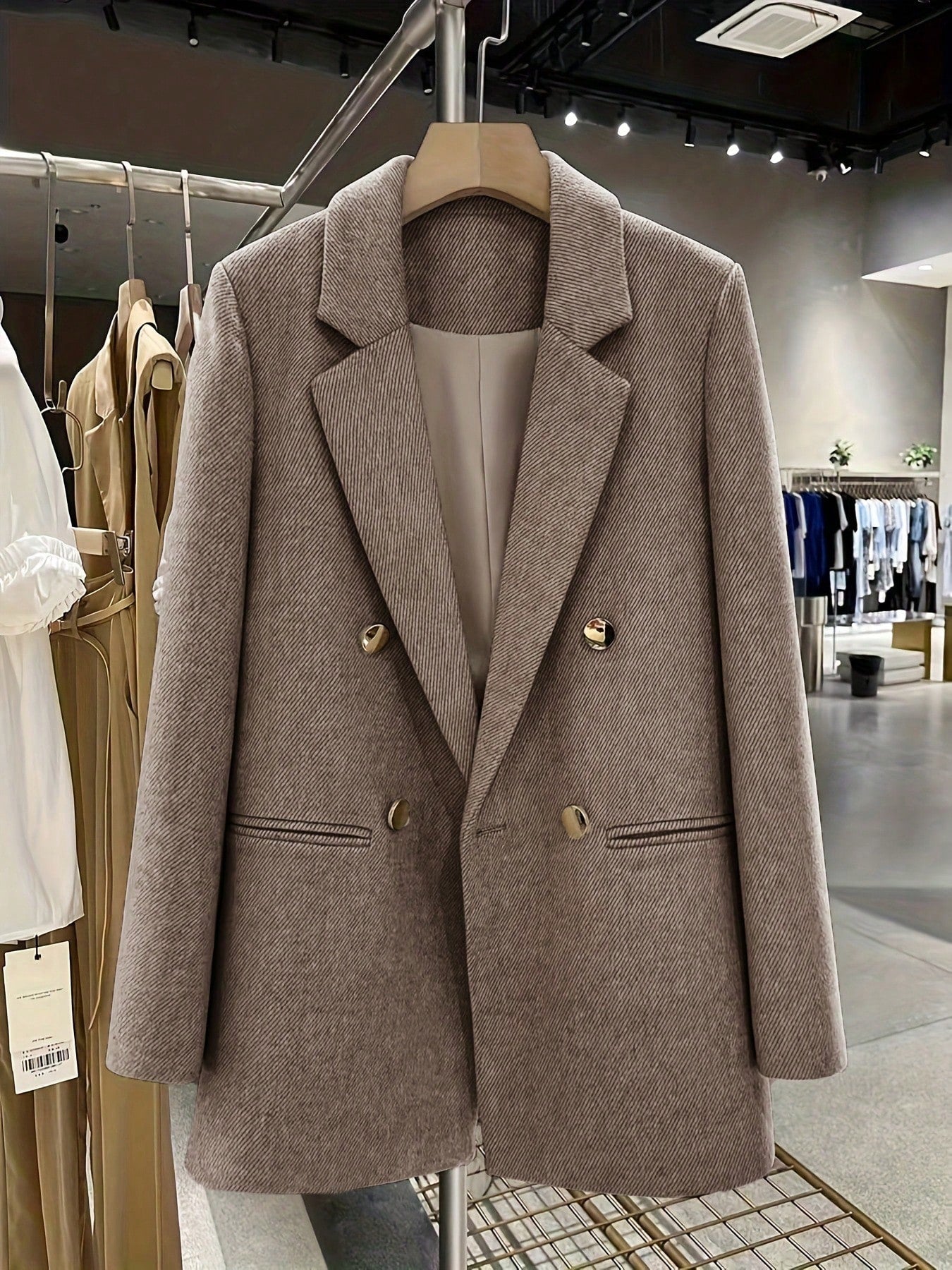 Blazer Feminino Alfaiataria de Lã Forrado com Abotoamento Duplo