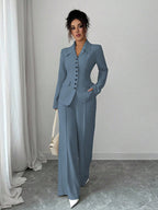 Conjunto Feminino Executivo com Blazer e Calça Pantalona
