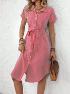 Vestido Listrado Feminino com Botões Estilo Camisa