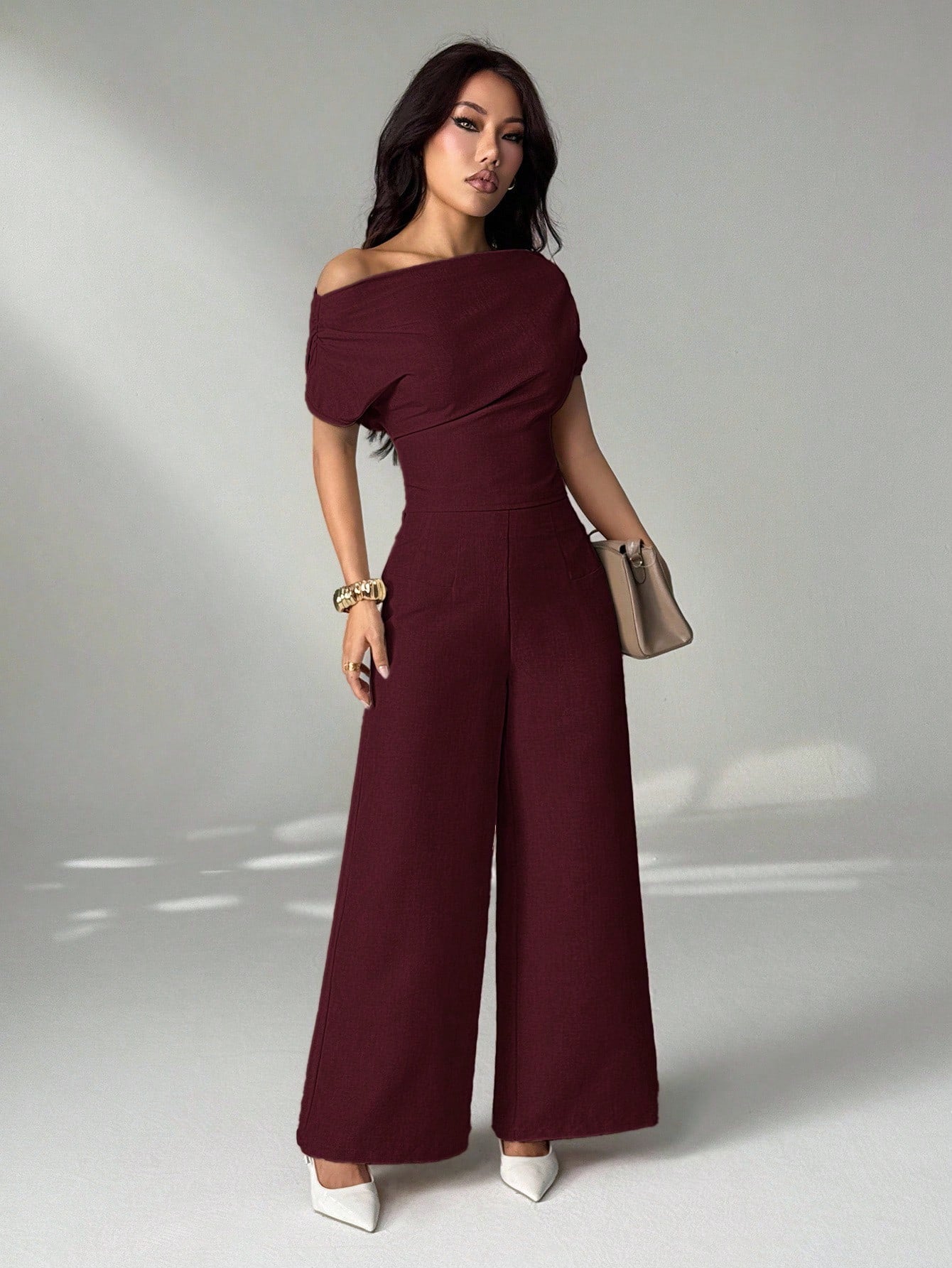 Conjunto de Alfaiataria Feminino Calça Pantalona e Manga Curta 
