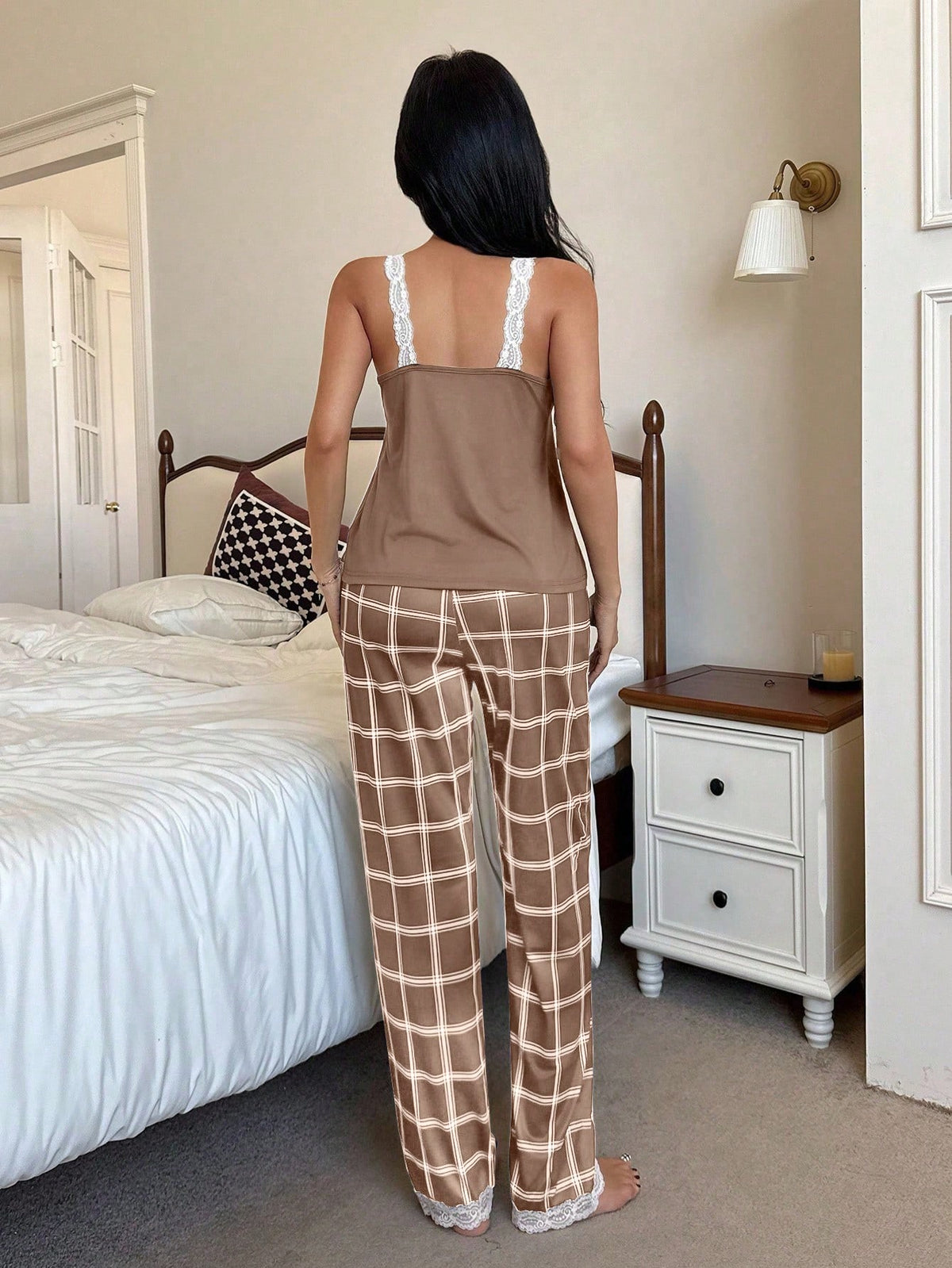  Pijama Feminino de Malha Regata e Calça Xadrez