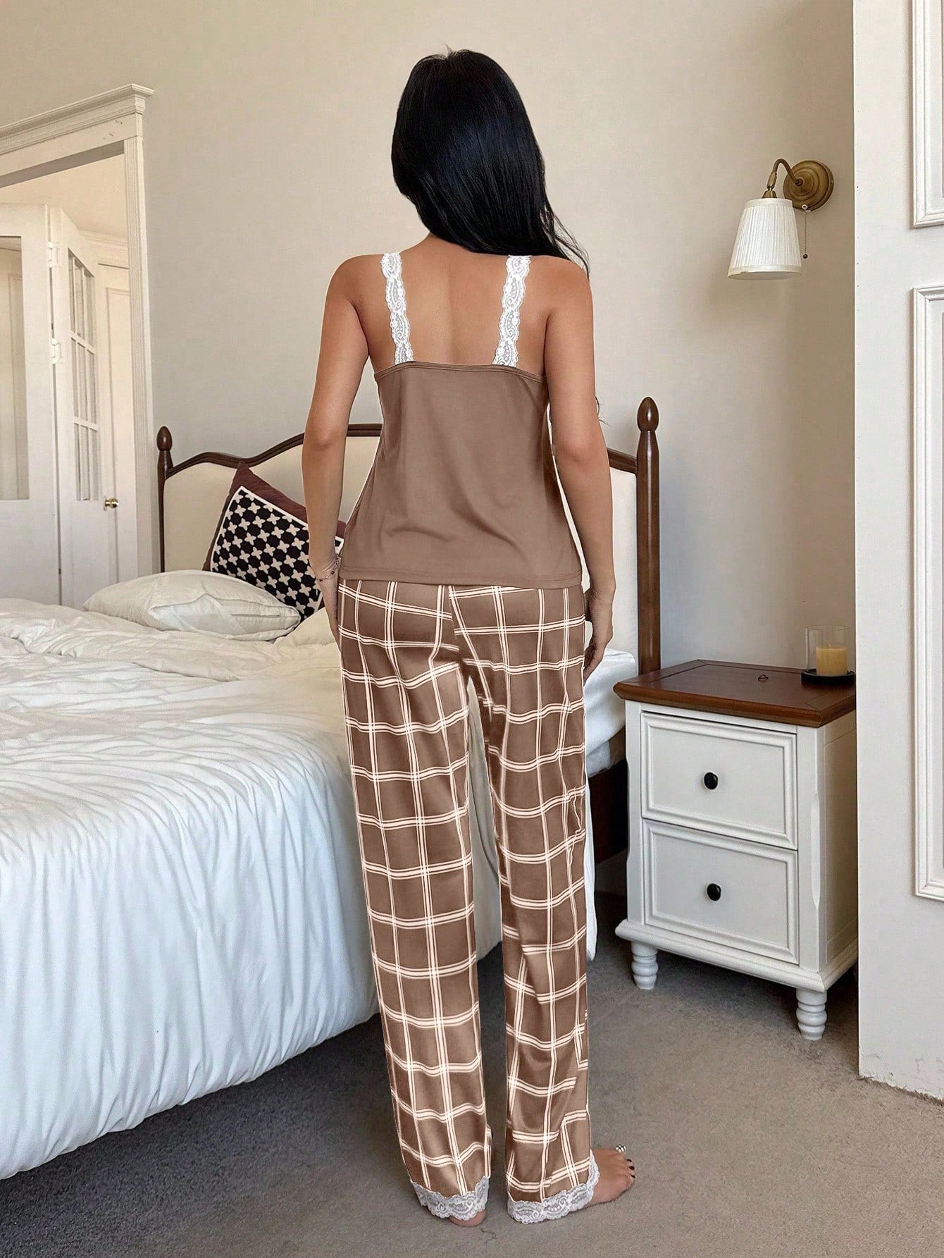  Pijama Feminino de Malha Regata e Calça Xadrez