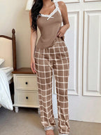  Pijama Feminino de Malha Regata e Calça Xadrez
